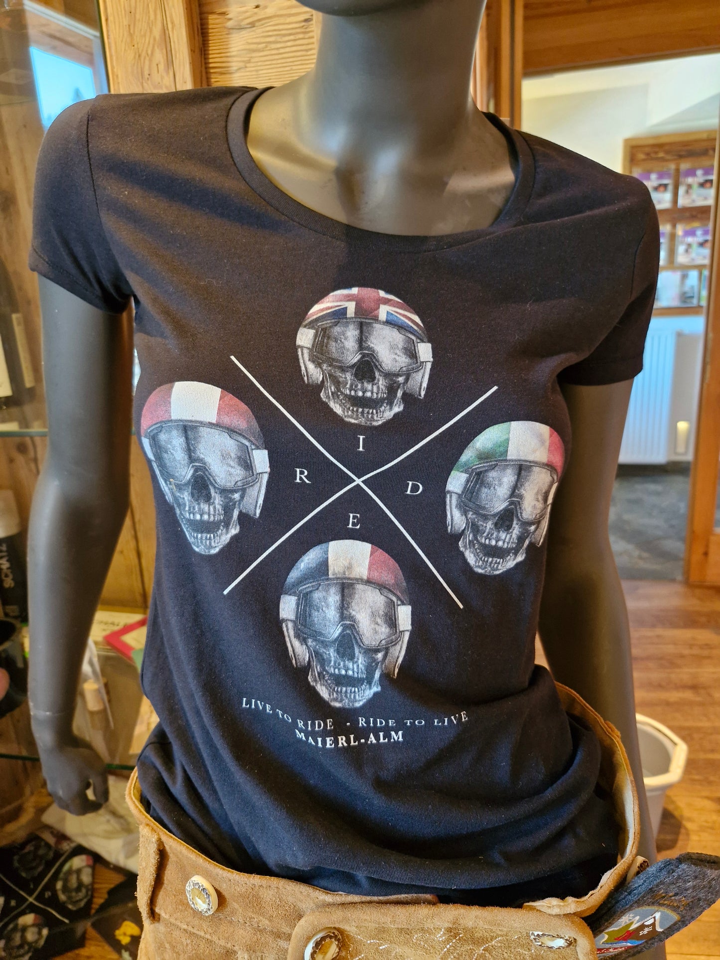Maierl-Alm T-shirt Totenkopf Damen
